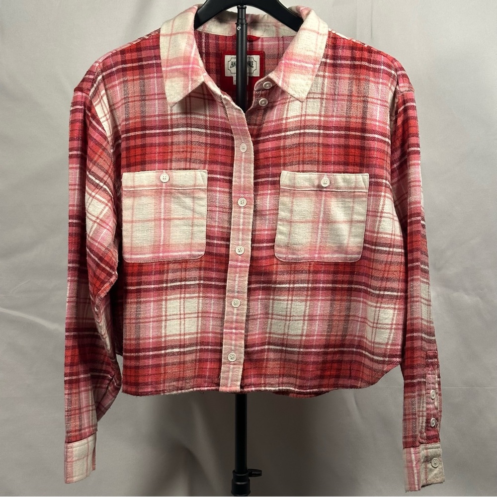 American Eagle Outfitters Women’s Red and Pink Crop Checkered Flannel Shirt